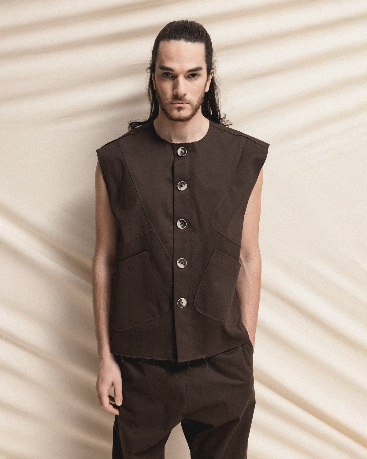 Dark Brown Vest GOGUTSA