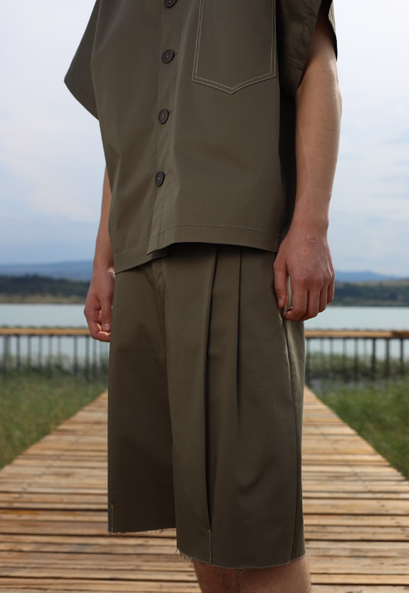 Khaki Green Canvas Short with Buttons GOGUTSA menswear